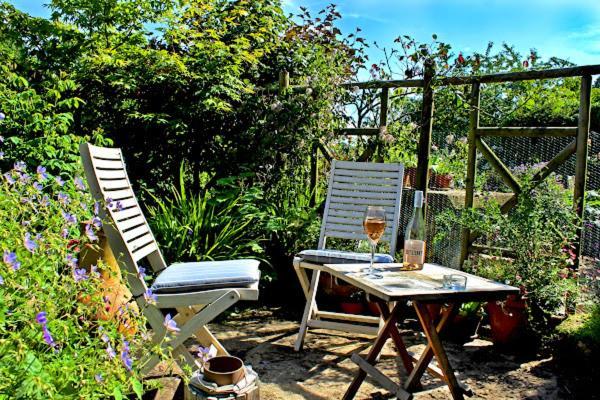 Dove Cottage Bisley  Exterior foto